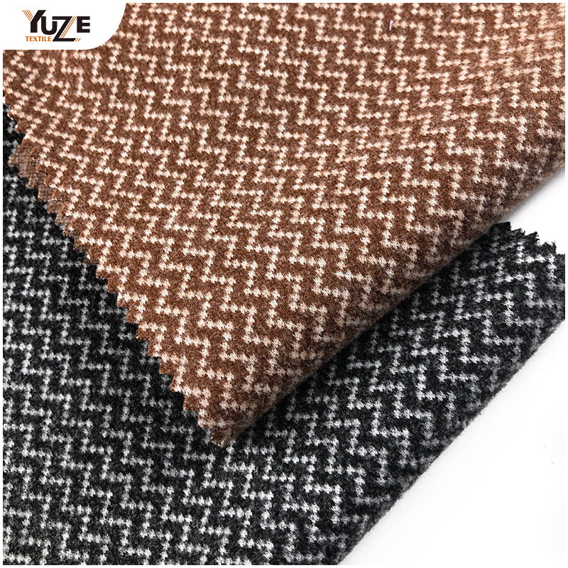 YZK-1110217 ostnaté fabrtc