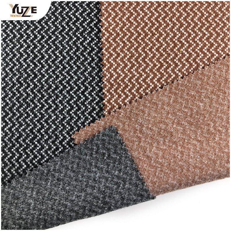 YZK-1110217 ostnaté fabrtc